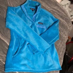 Patagonia Fleece Pullover With Pockets!